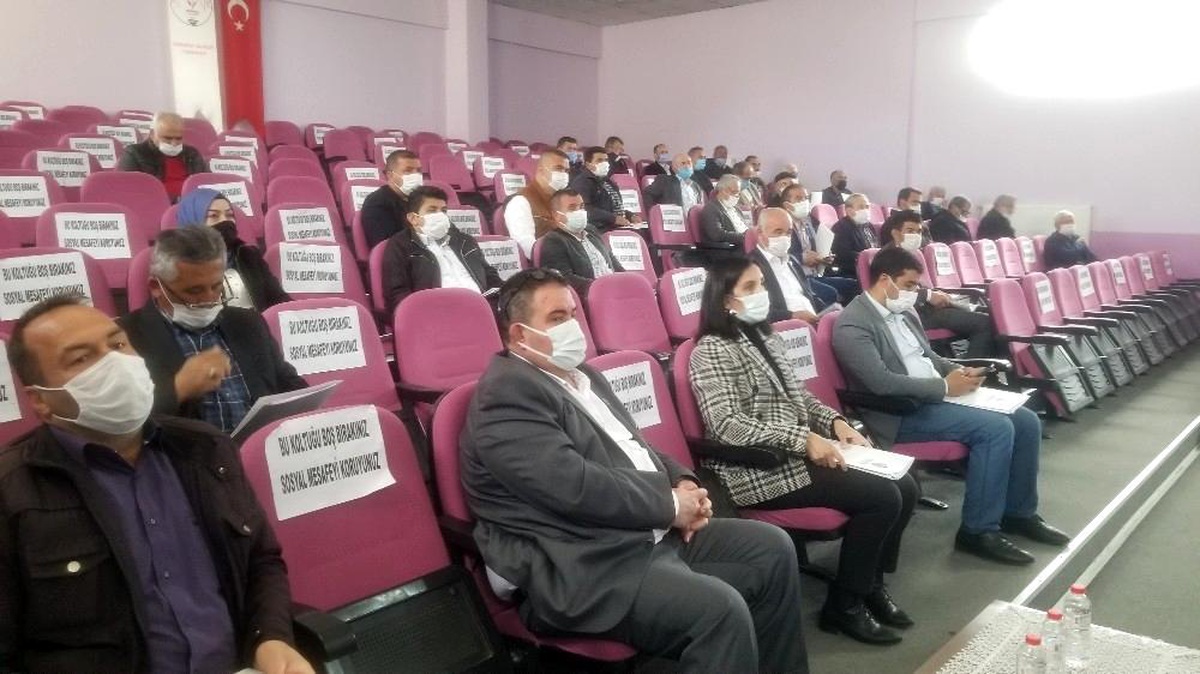 Muhtarlara "Kurslarımız ile köylerdeyiz" projesi anlatıldı