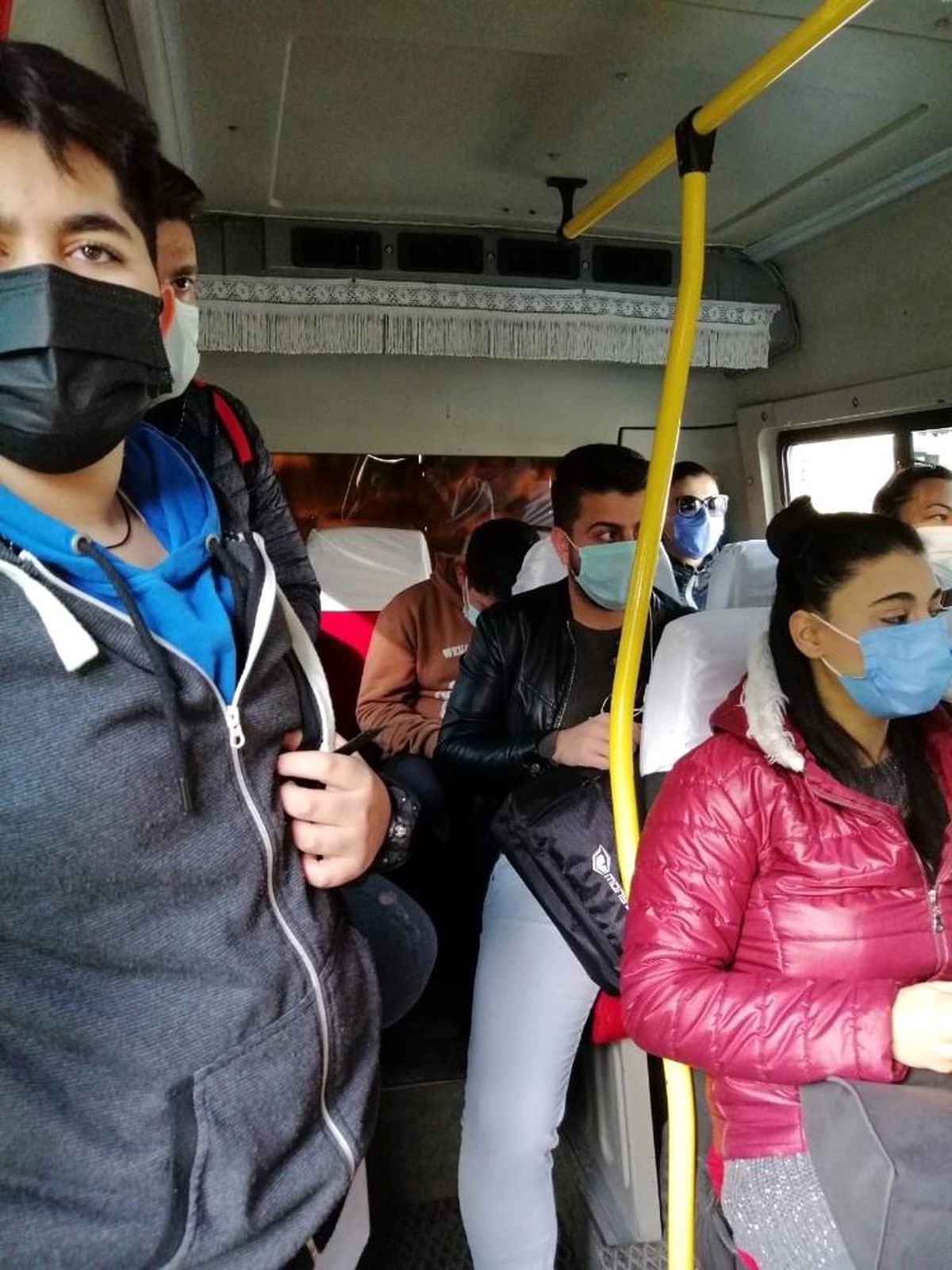 Son dakika haber... Sosyal mesafeye uymayan sürücüler polisten kaçamıyor