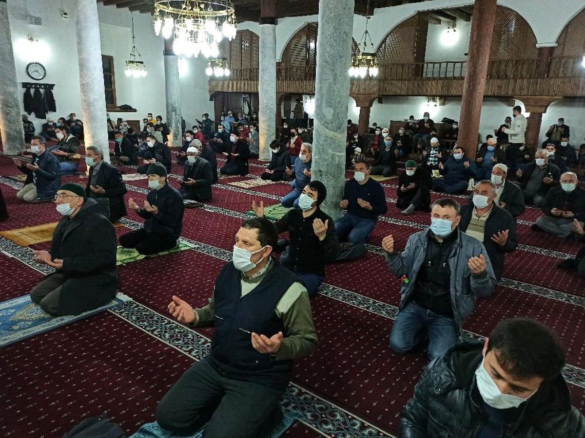 Şuhut\'ta Miraç Kandili huşu içinde idrak edildi
