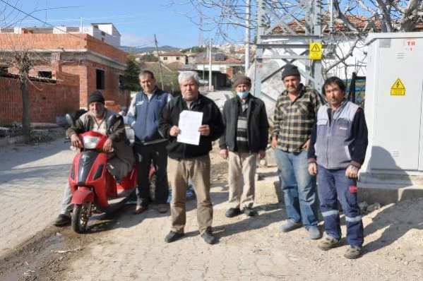 MANİSA Turgutlu'ya bağlanmak isteyen Cambazlı ortada kaldı