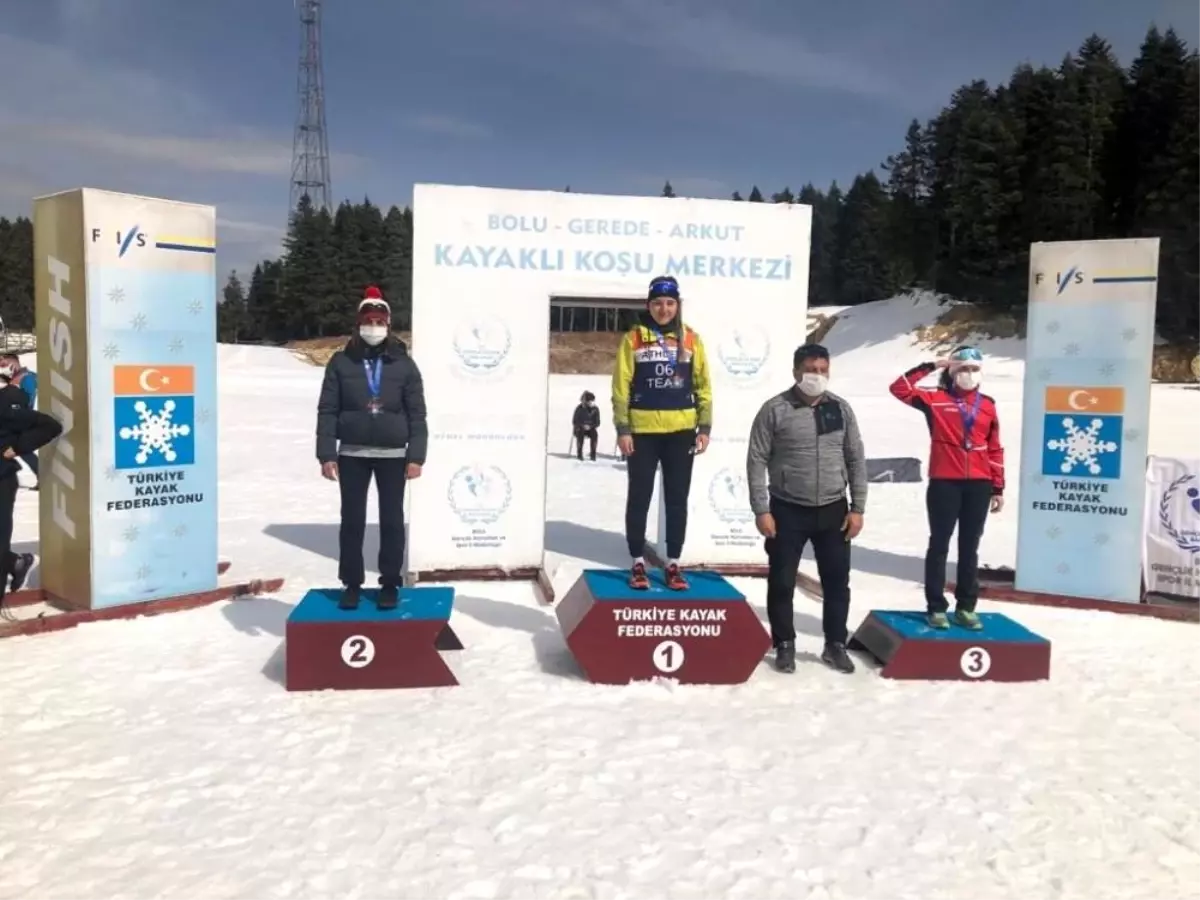 Ağrı Sporcu Eğitim Merkezi sporcularından 9 madalyalık zafer