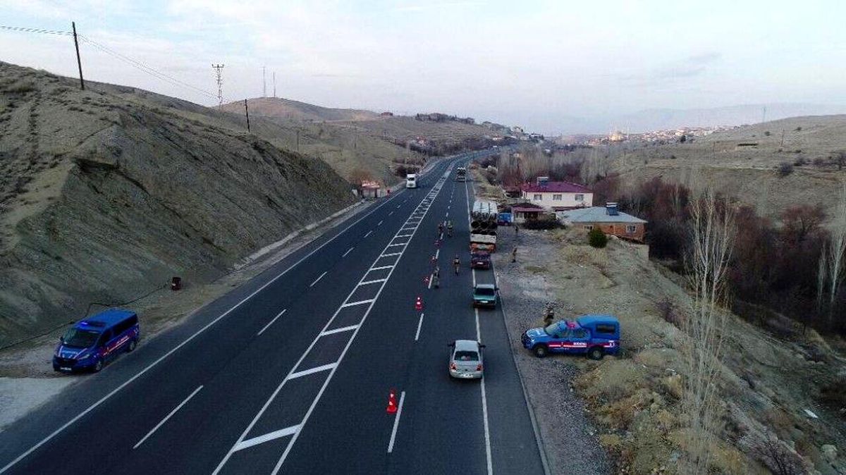 Son dakika haber: Aranan 128 kişi yakalandı