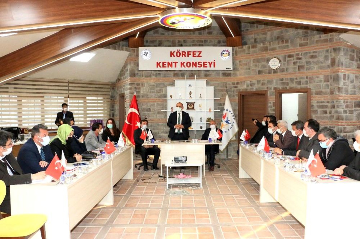 Başkan Söğüt, "Kentin her kesimine dokunuyoruz"