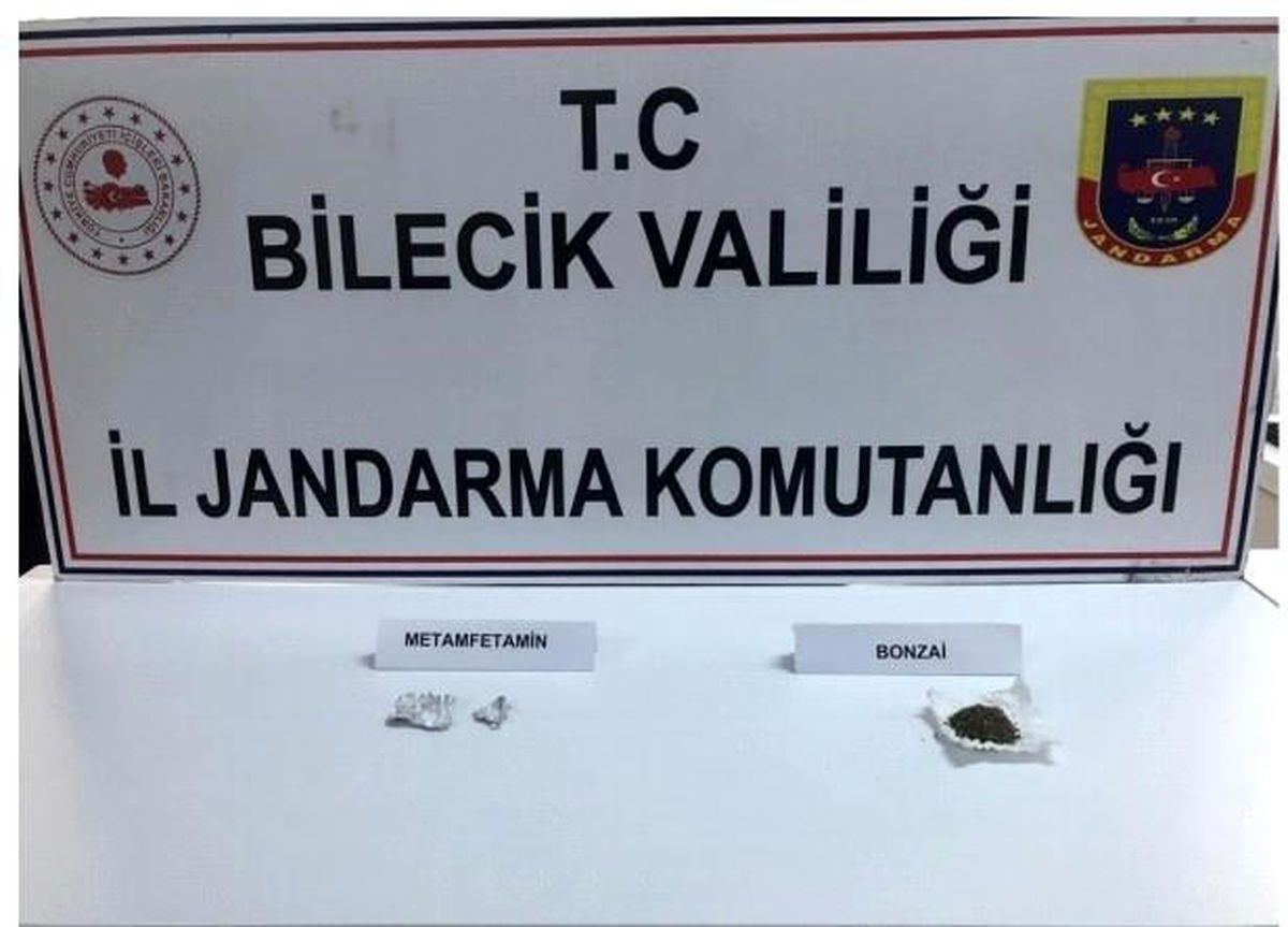 Bilecik\'te 2 şahsın üzerinde uyuşturucu madde ele geçirildi