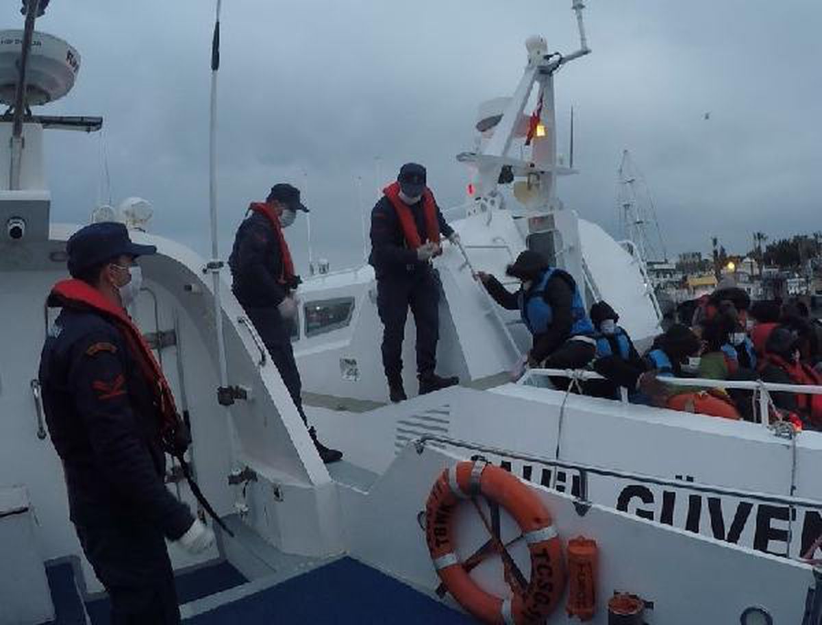 Bodrum\'da 34 kaçak göçmen kurtarıldı