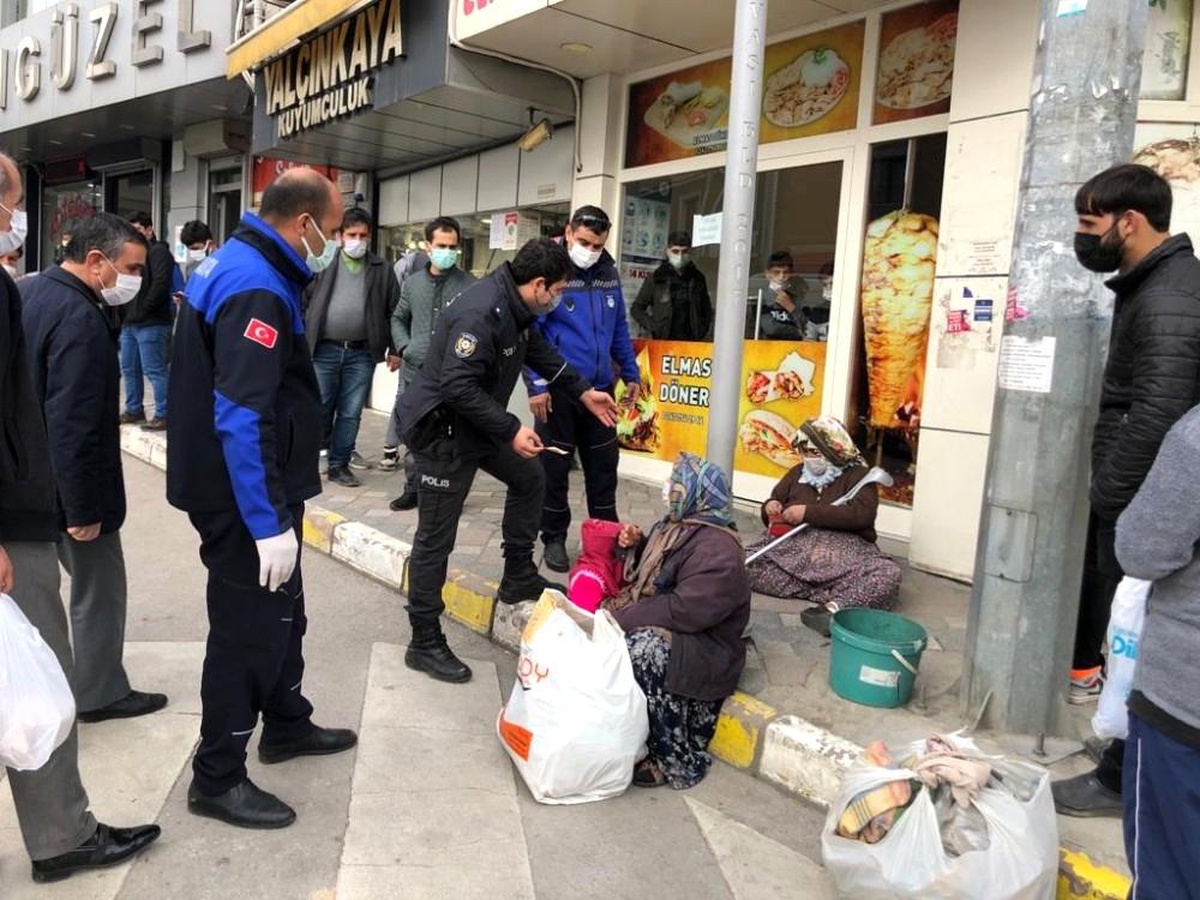 Dilovası\'nda dilencilere geçit yok