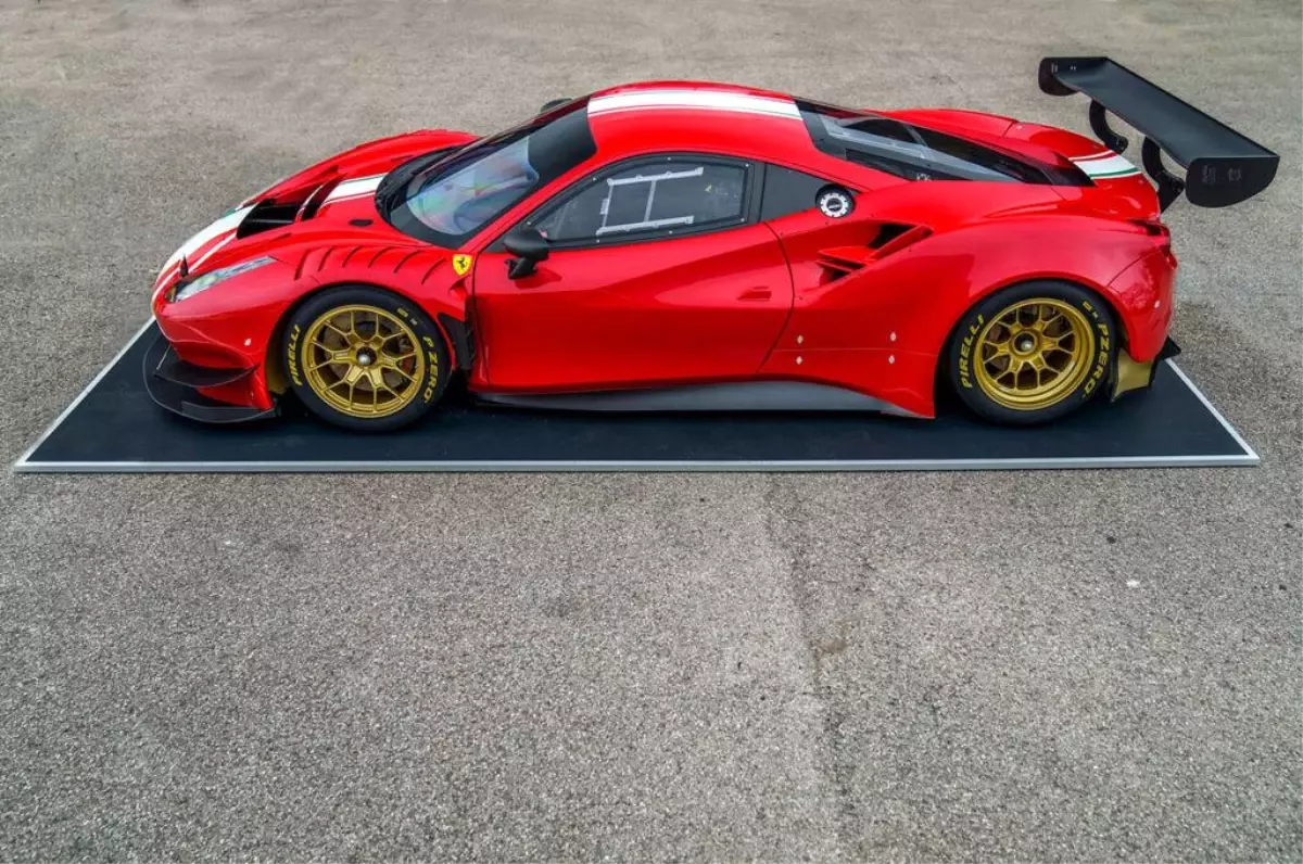 Ferrari 488 GT Modificata\'nın lastikleri İzmit\'ten