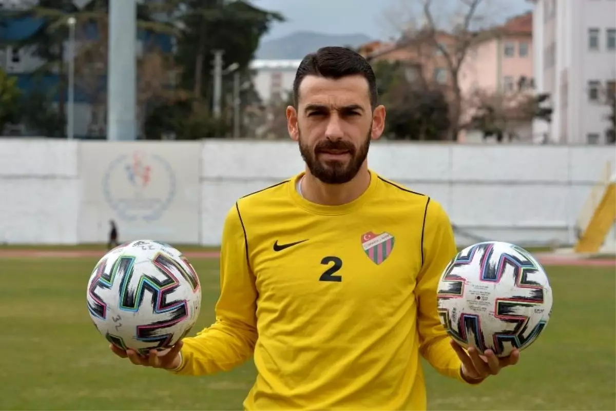 Isparta 32 Spor Kaptanı Serdar Ümit Deniz: "Play-Off\'tan şampiyon olarak çıkmak istiyoruz "