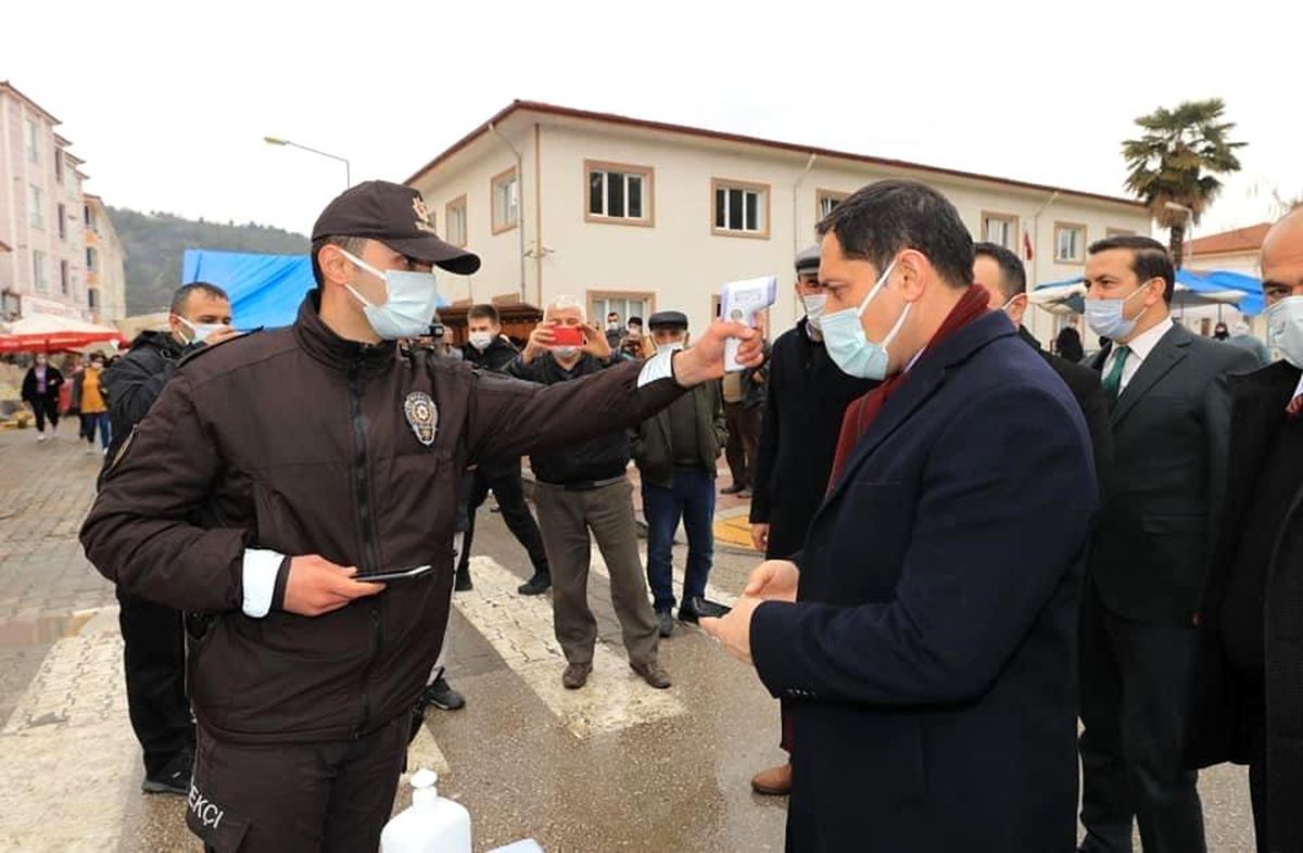 Vali Masatlı, pazar yeri denetimine katıldı