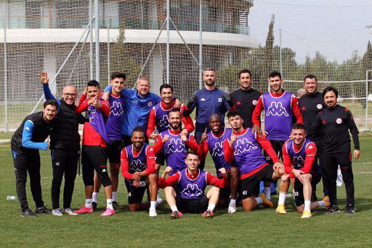 Antalyaspor, derbide 7 haftalık galibiyet hasretine son vermek istiyor