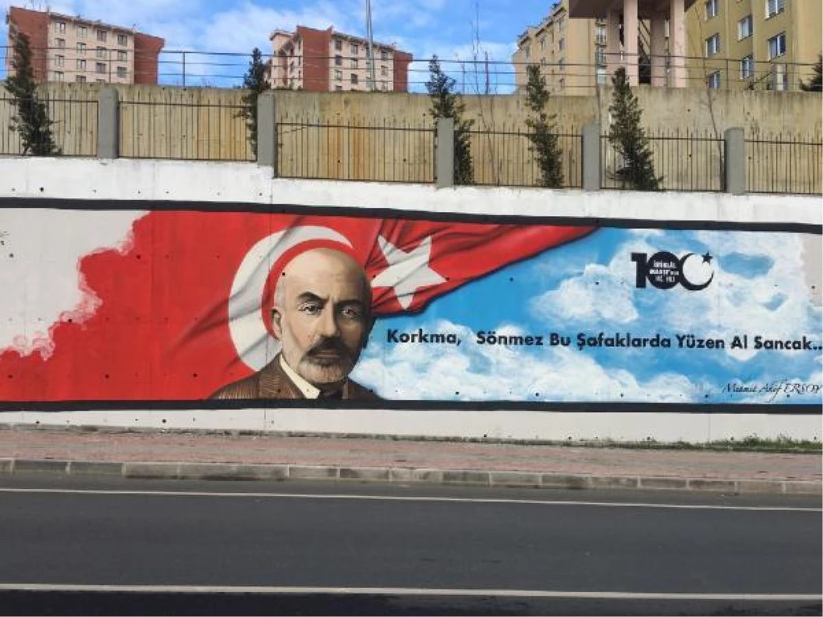 Başakşehir\'de İstiklal Marşı\'nın 100. yılına özel grafiti çalışması