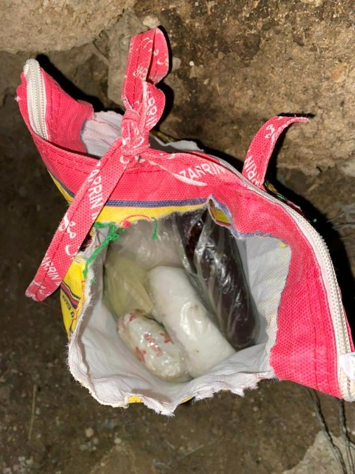 Başkale\'de 5 kilogram uyuşturucu ele geçirildi