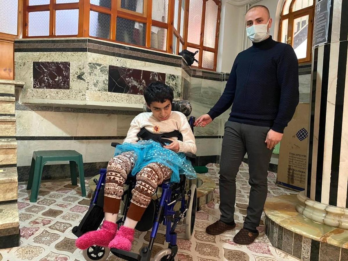 Son dakika: Başkan Aydoğdu\'dan özel gereksinimli çocuklara sandalye desteği