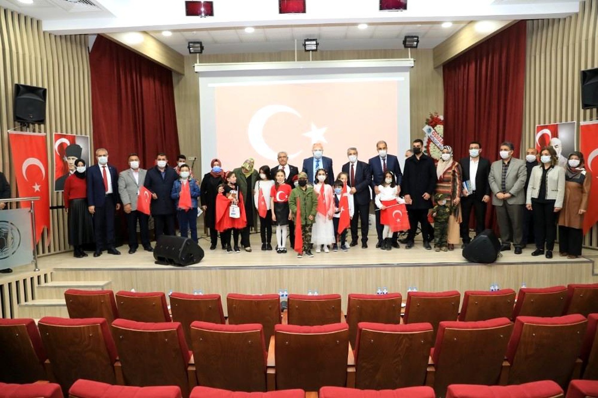 Battalgazi Belediyesi\'nden istiklal marşı okuma yarışması