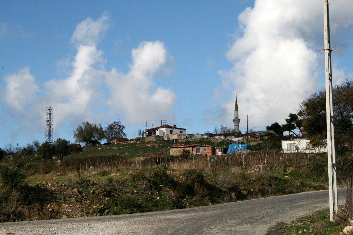 Behramlı köyü karantinaya alındı