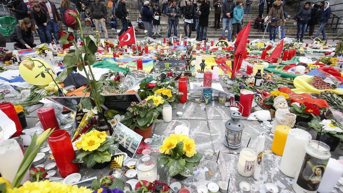 Brüksel bombacıları \'insan öldürmenin nasıl bir şey olduğunu test etmek için rastgele cinayet işledi\'