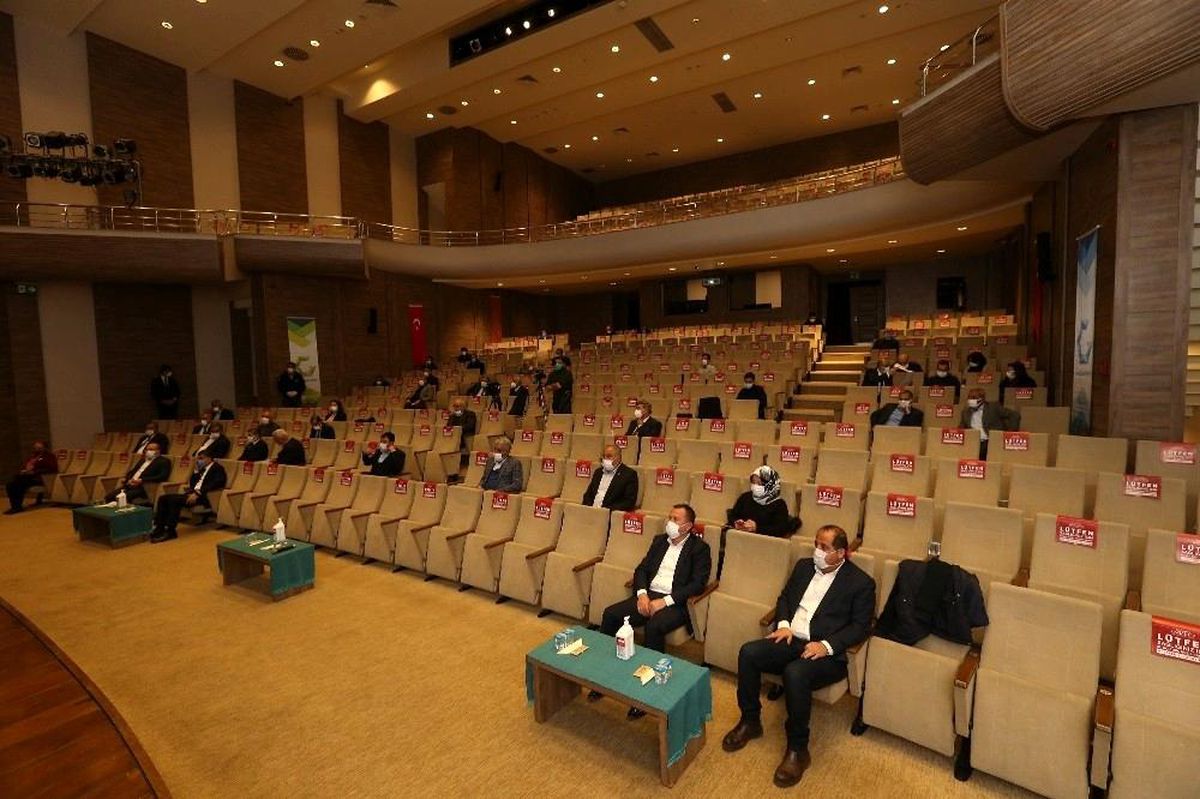 Gaziantep Büyükşehir Belediyesi\'nden salgınla mücadele kapsamında kiracı esnafına yüzde 50 indirim