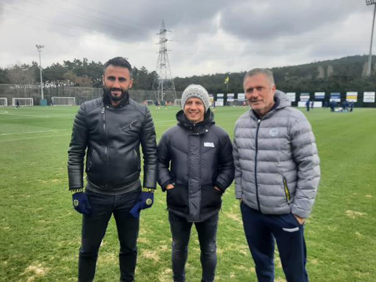 Emre Belözoğlu: Fenerbahçelileri mutlu etmek adına burada çalışmaya devam edeceğim