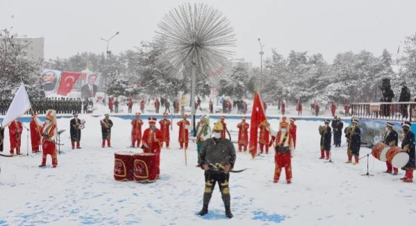 Erzurum'un düşman işgalinden kurtuluşunun 103. yılı kutlandı