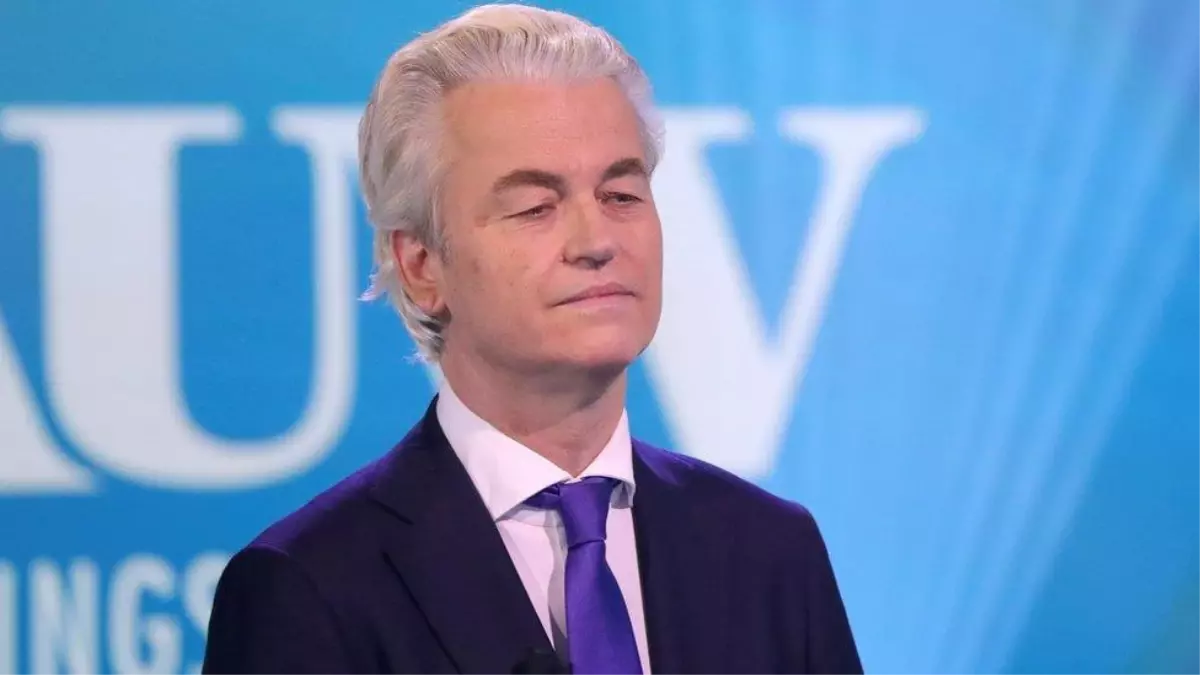 Hollandalı seçmenler aşırı sağcı lider Wilders\'in \'Müslümanlara daha iyi davranmasını\' istiyor