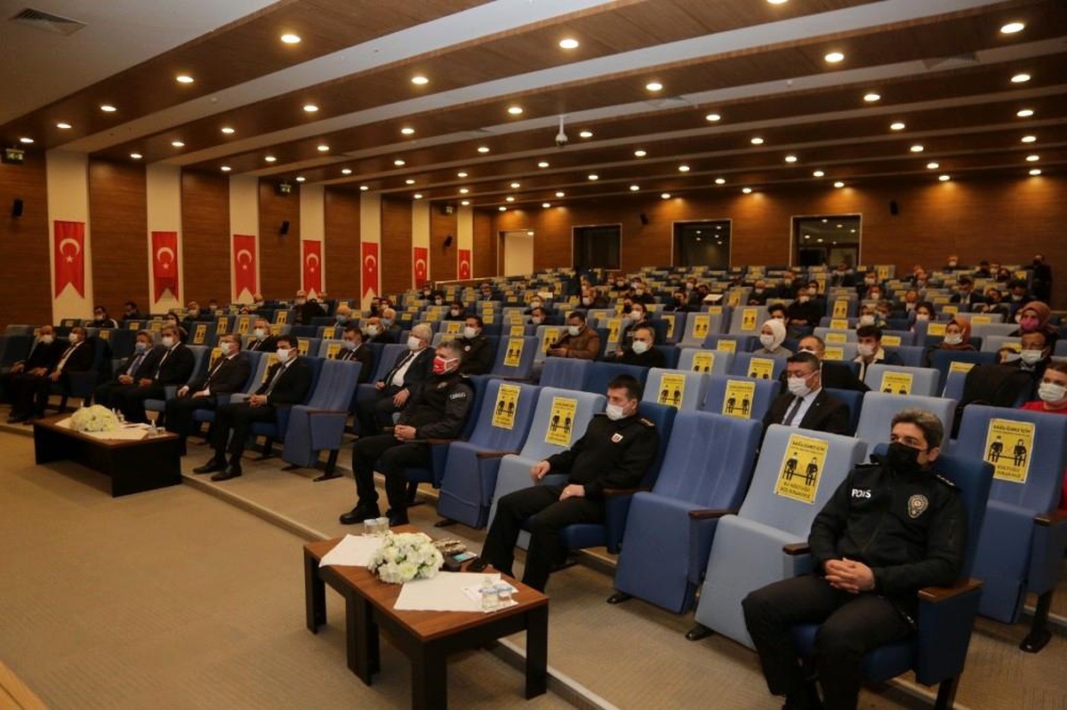 İstiklal Marşı\'nın kabulü ve Mehmet Akif Ersoy\'u anma programı düzenlendi