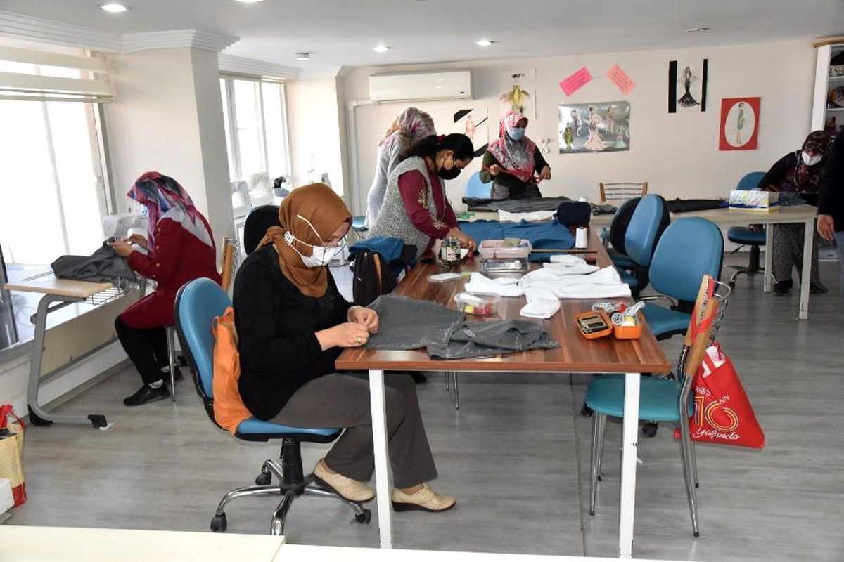 Son dakika! Kadınlar kursta çocuklar kreşte