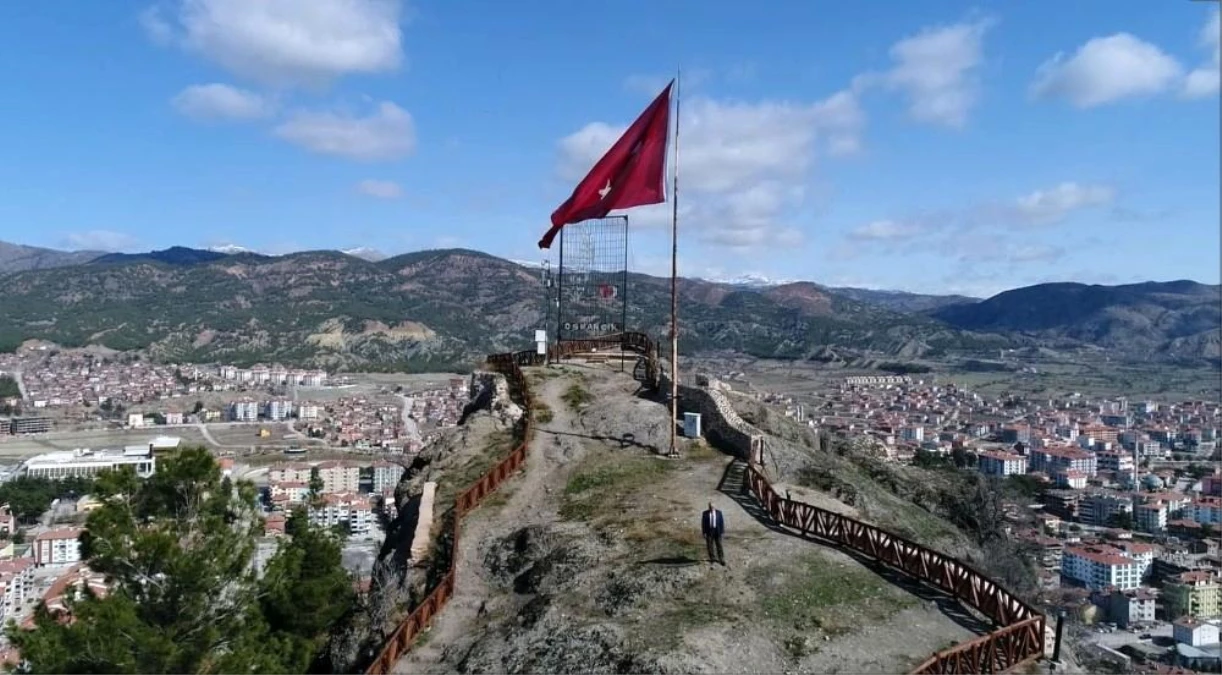 Osmancık\'ta 10 kurumda İstiklal Marşı okundu