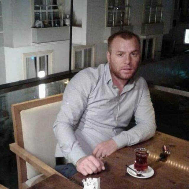 Tartıştığı kişiyi tabancayla öldüren astsubayın, cansız bedeni benzin ve kimyasal maddeyle yaktığı ortaya çıktı Tartıştığı kişiyi tabancayla öldüren astsubayın, cansız bedeni benzin ve kimyasal maddeyle yaktığı ortaya çıktı