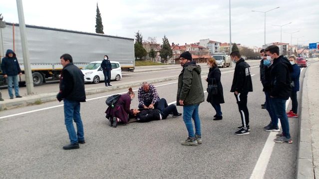Tekirdağ'da yola fırlayan yayaya tır çarptı, o anlar kameraya yansıdı