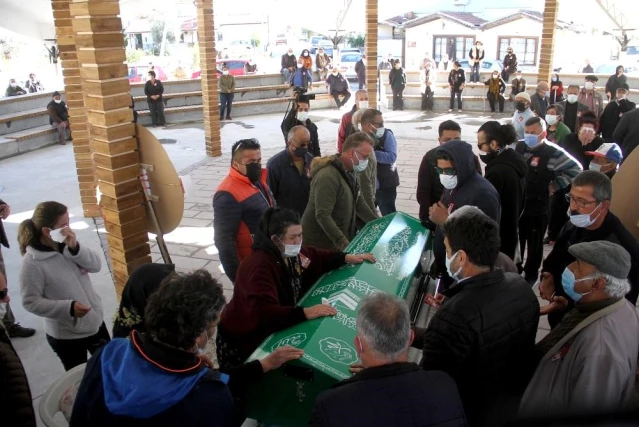 Türk Halk Müziği sanatçısı Ahmet Günday son yolculuğuna uğurlandı