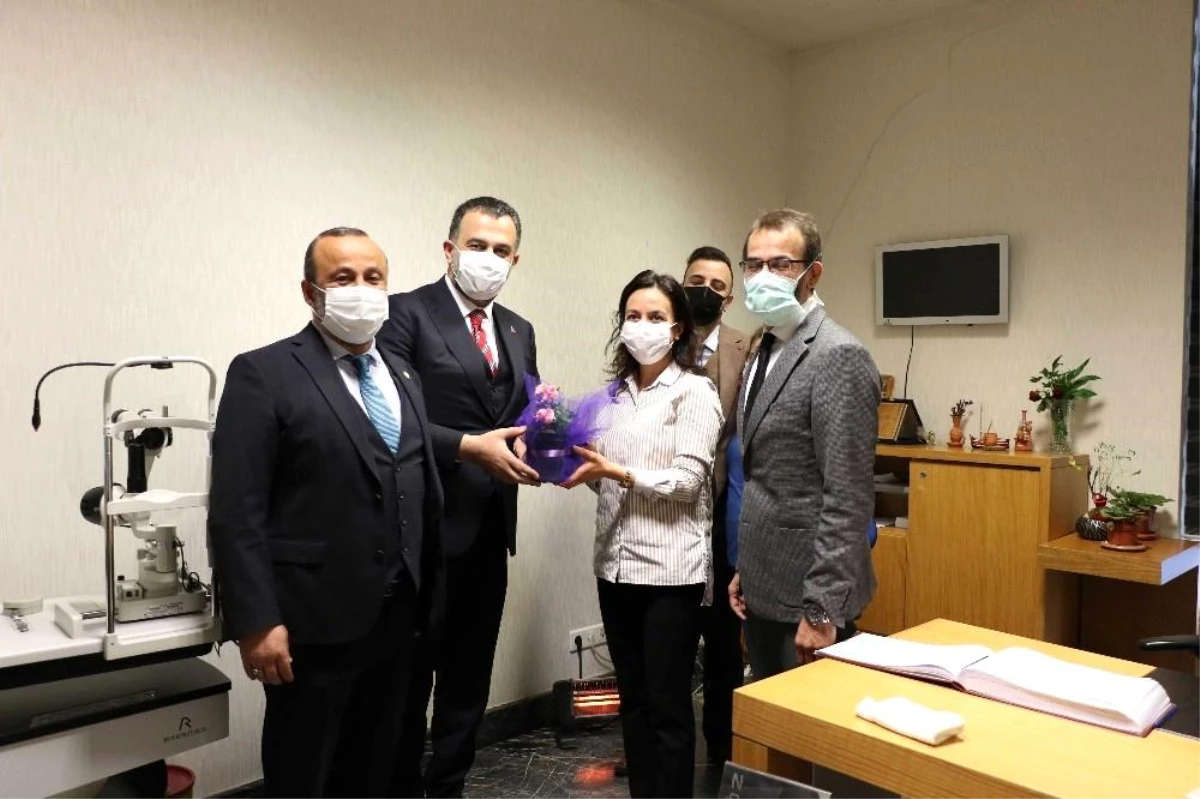 ATO heyeti, 14 Mart Tıp Bayramı dolayısıyla sağlık çalışanlarını ziyaret etti