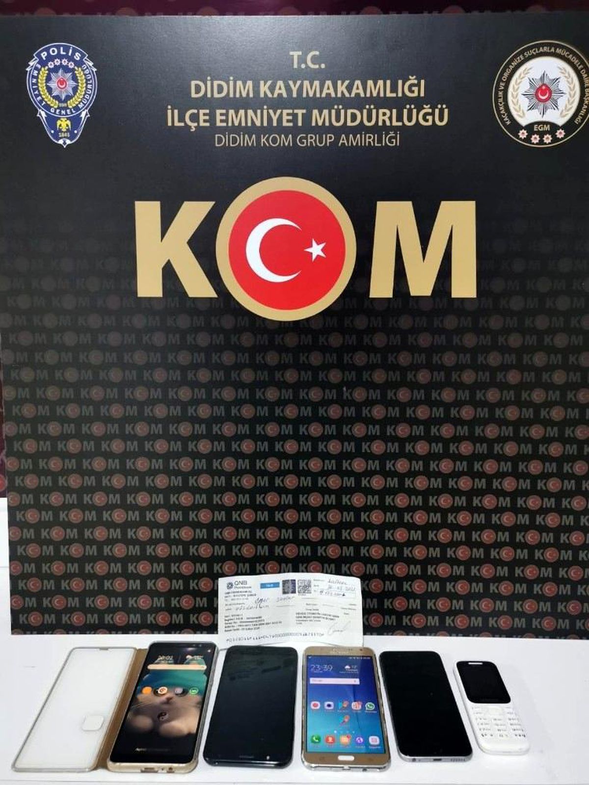 Son dakika haberleri... Didim\'de Sahte çekle dolandırıcılık polise takıldı