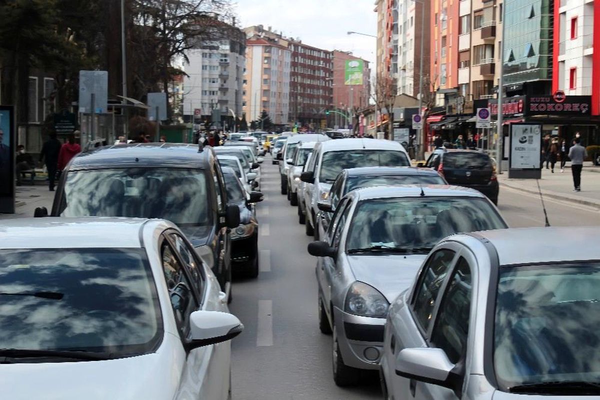 Eskişehir\'de hafta sonu trafiği