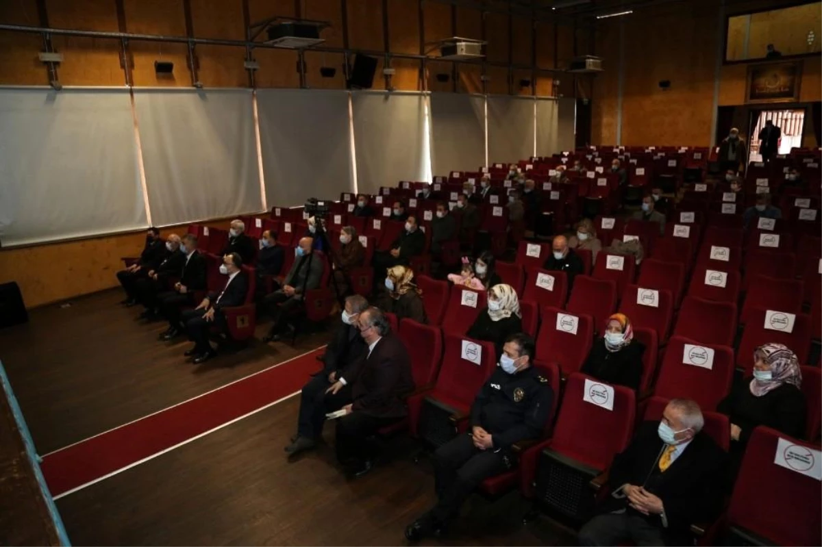 Gölcük\'te İstiklal Marşı konulu konferans düzenlendi