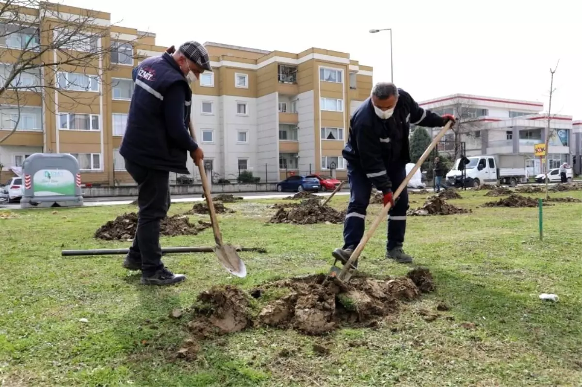 Hayatını kaybeden sağlıkçılar için fidan dikildi