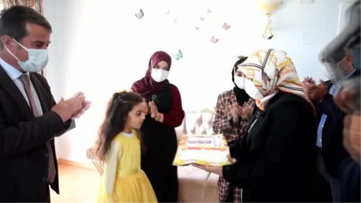 Son dakika haberi... KAHRAMANMARAŞ - Şehit kızına doğum günü sürprizi yapıldı