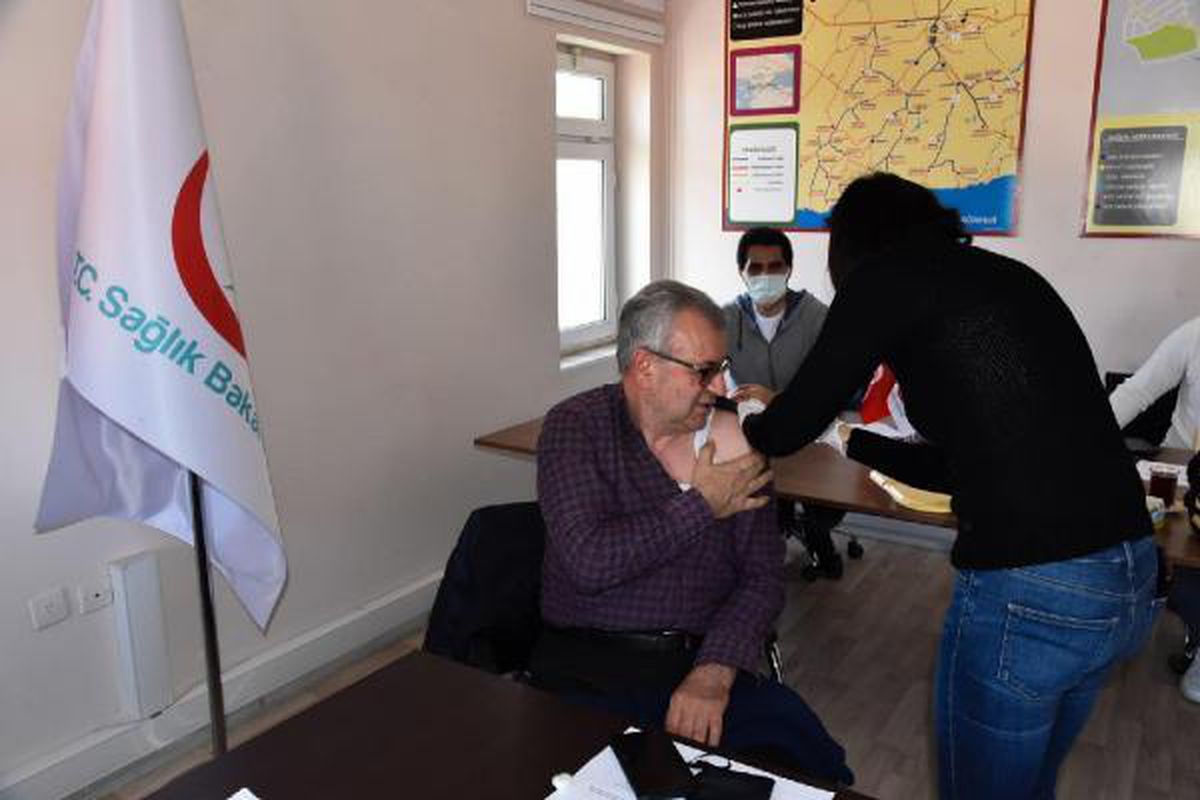 Keşan Belediye Başkanı Helvacıoğlu: Keşan\'da 20 bin doz aşıya ulaştık