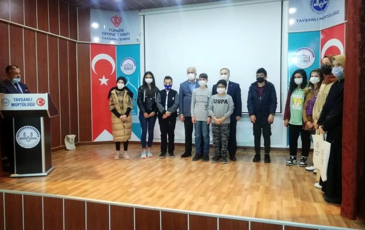 Müftü Aksoy, "Gençleri tahribattan kurtaracak seferberliği başlattık"