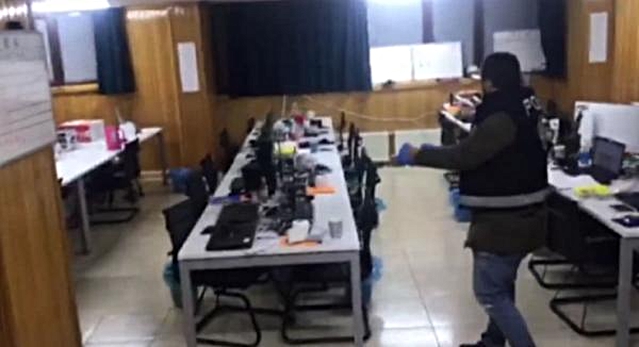 Silivri'de kripto para çetesine operasyon: 119 Çinli gözaltına alındı Silivri'de kripto para çetesine operasyon: 119 Çinli gözaltına alındı