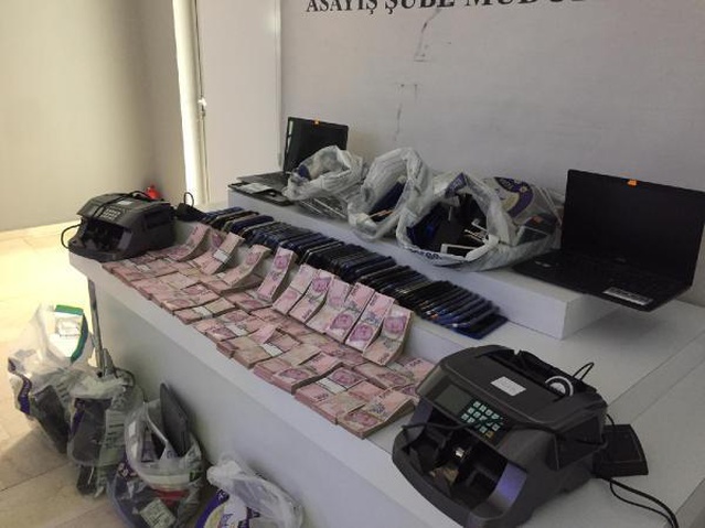 Silivri'de kripto para çetesine operasyon: 119 Çinli gözaltına alındı Silivri'de kripto para çetesine operasyon: 119 Çinli gözaltına alındı