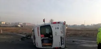 Tekirdağ'da minibüsle hafriyat kamyonu çarpıştı: 6 yaralı