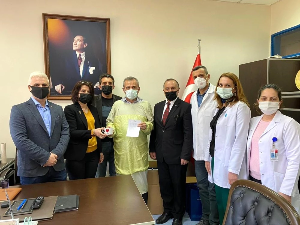 Aliağa MHP İlçe Teşkilatı Tıp Bayramını kutladı