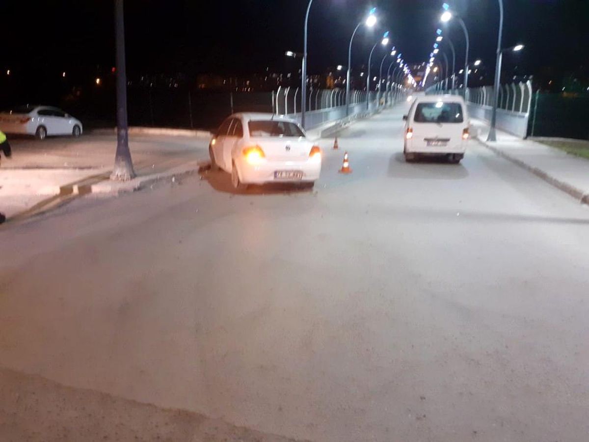 Son dakika haber | Karabük\'te 3 aracın karıştığı kazada 2 kişi yaralandı