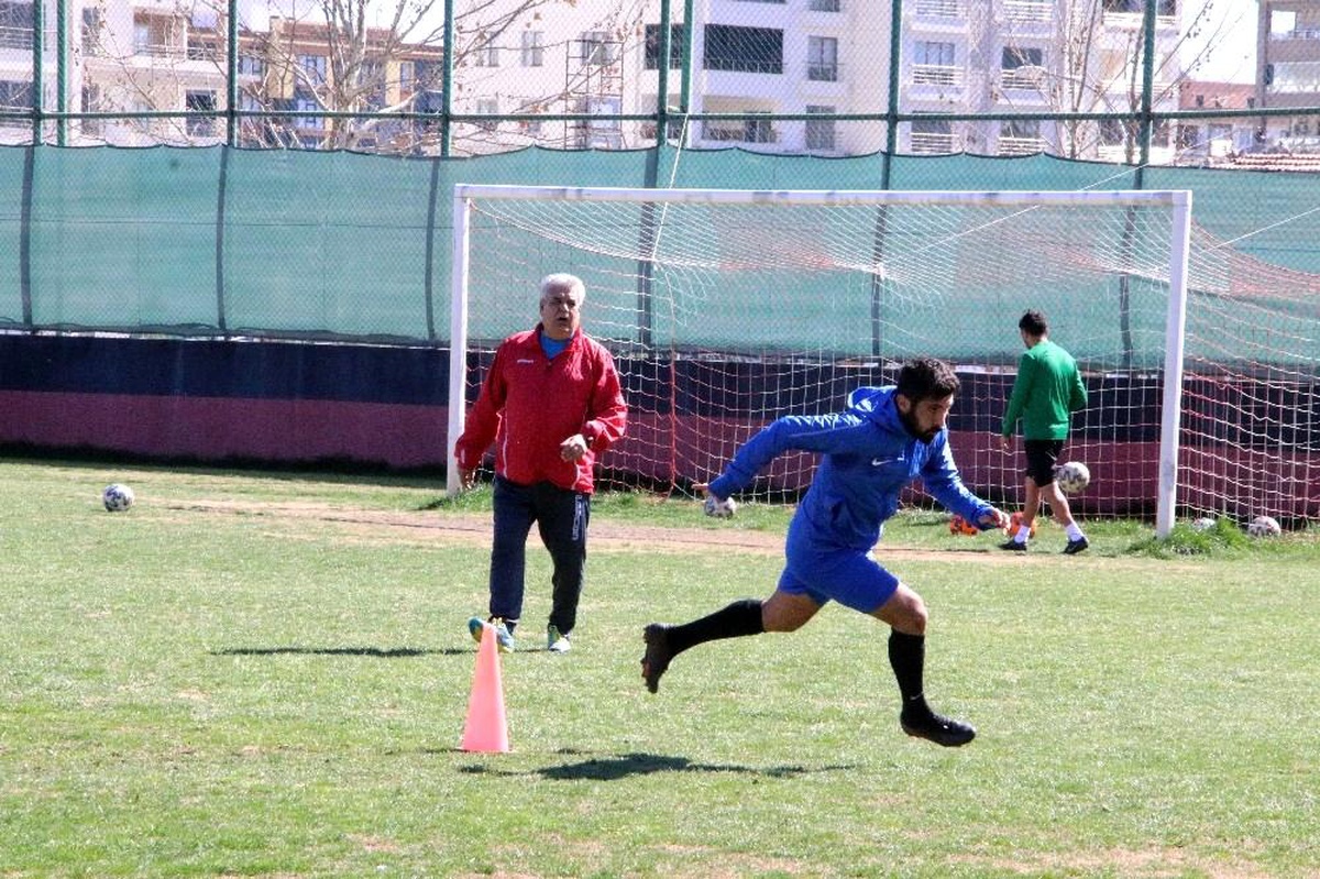 Karaköprü Belediyespor\'da hazırlıklar sürüyor