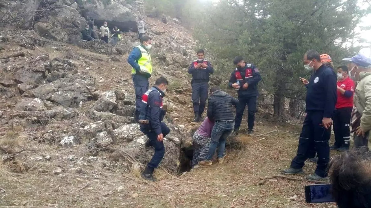 Karaman\'da 2 gündür kayıp olan kadın mağarada bulundu