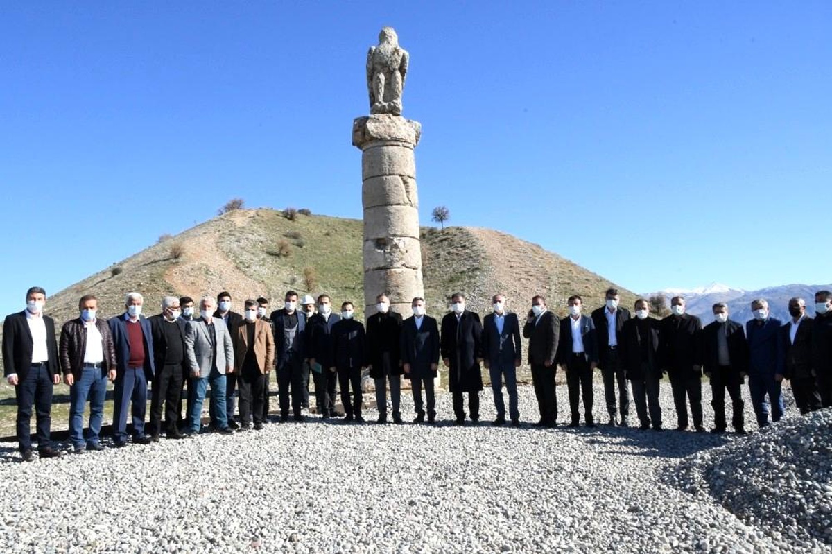 Milletvekilleri Adıyaman\'ın tarihi ören yerlerini inceledi