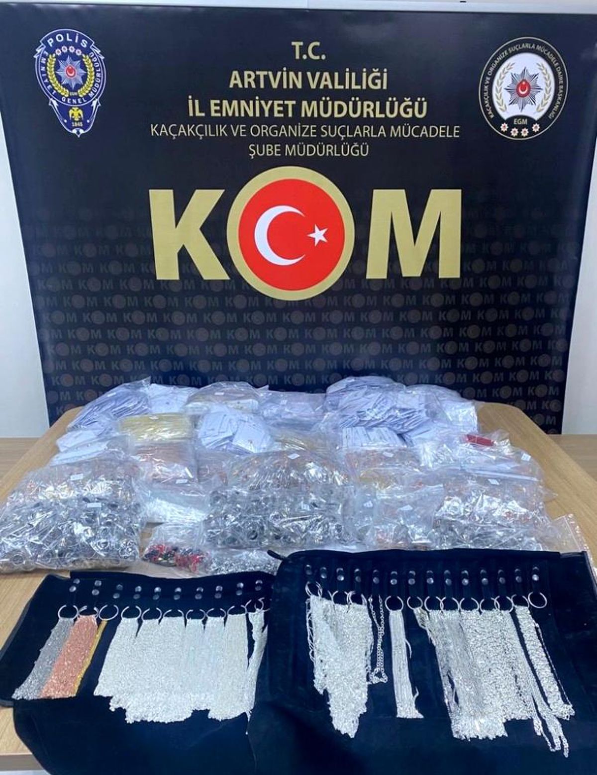 Artvin\'de gümüş kaçakçılığı