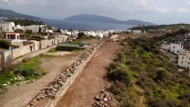 Büyük İskender'in yıktığı sur duvarları gün yüzüne çıktı