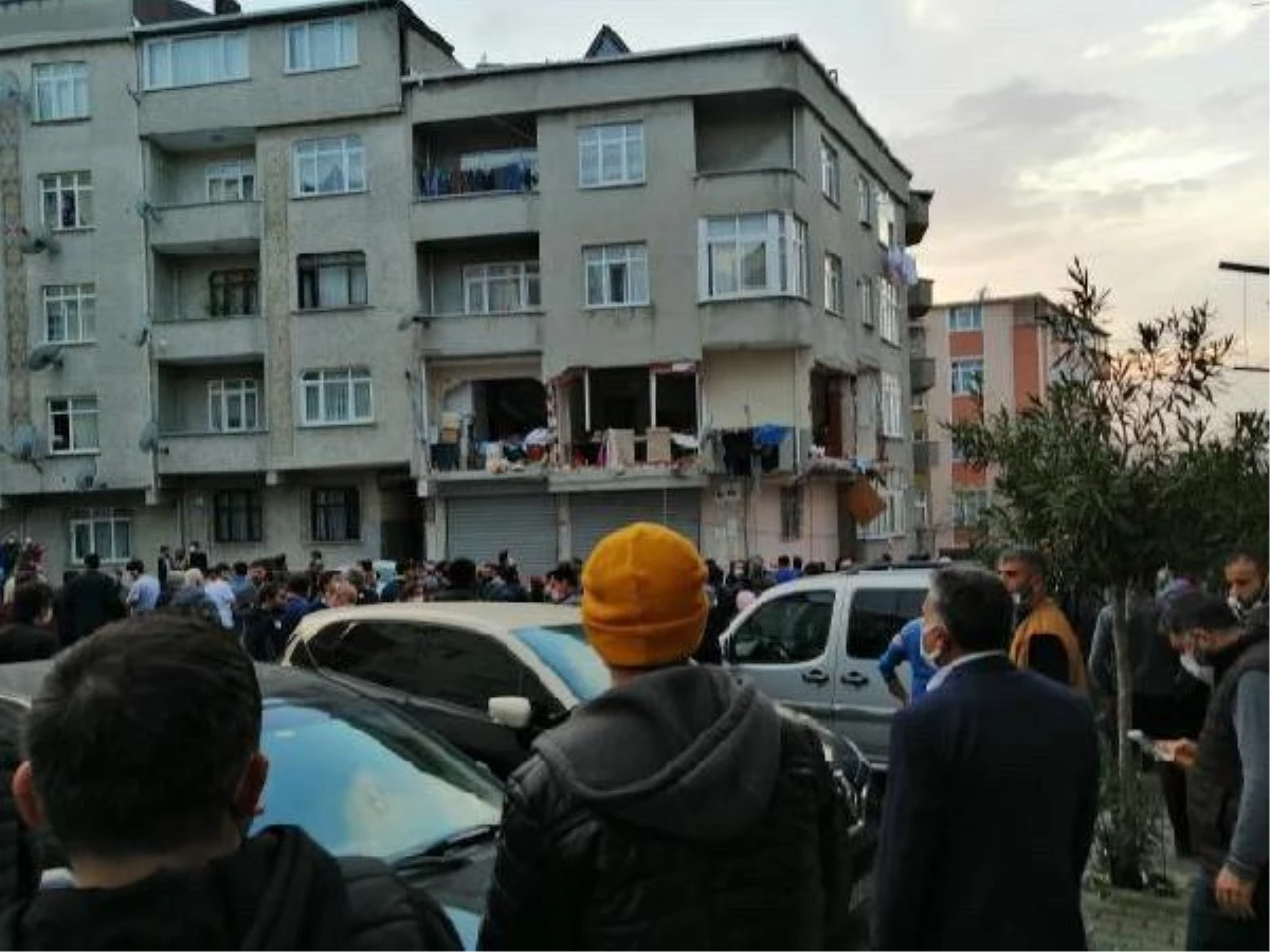 Gaziosmanpaşa\'da binada patlama: 1 yaralı (2)
