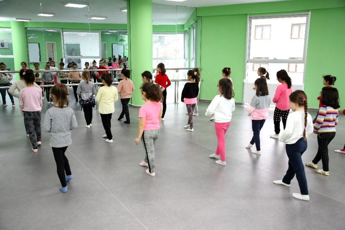 Gölbaşı Belediyesi Eğitim Kurslarının startını verdi
